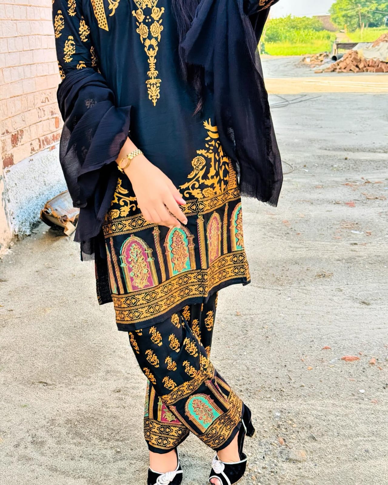 Taaj Design 2Pcs